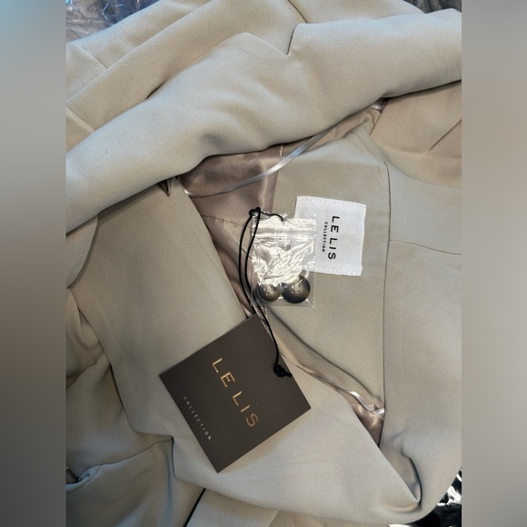 NWT-Light Grey Button Up Collared Back Tie Crop Jacket - Picture 6 of 9